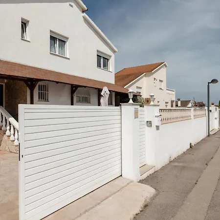 Feriehus Chalet Con Piscina Privada A 200 M De La Playa
